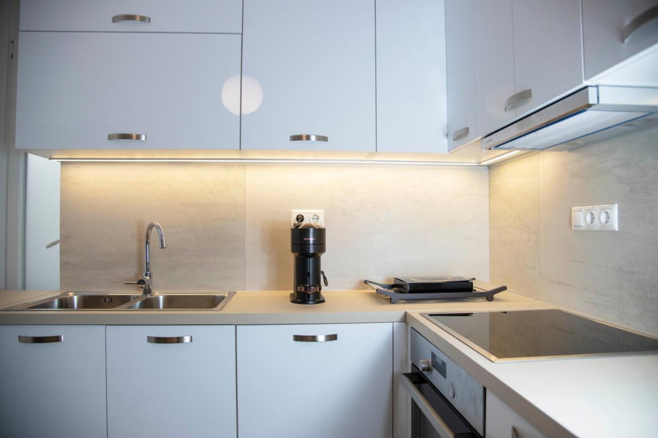 Marianna'S Stylish Brand New Apt In The Heart Of Athens Exterior photo